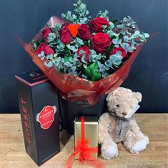 Deluxe Date Night Gift Set 