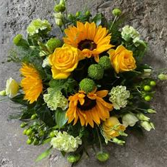 Simple sunflower posy