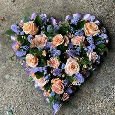 Pastel loose heart