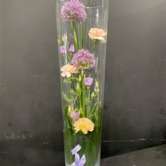 Vase arrangement
